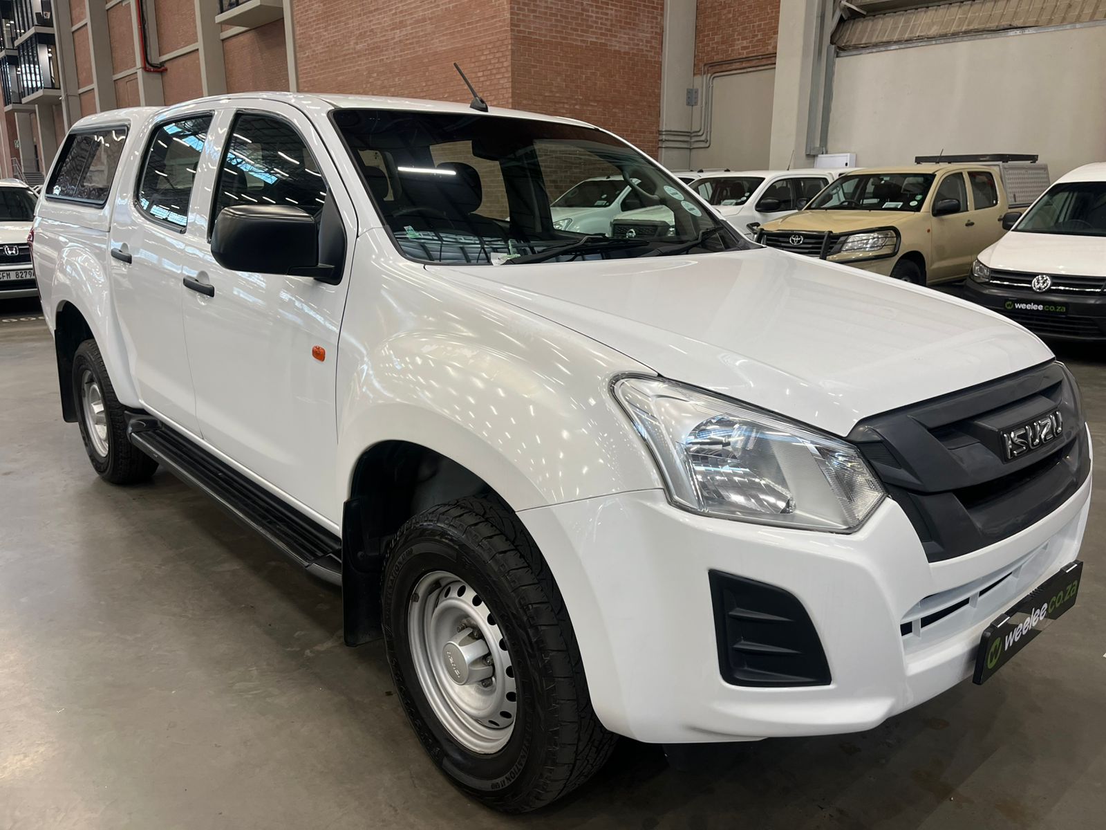 ISUZU D-MAX D-MAX 250 HO HI-RIDE 4X4 D/C P/U