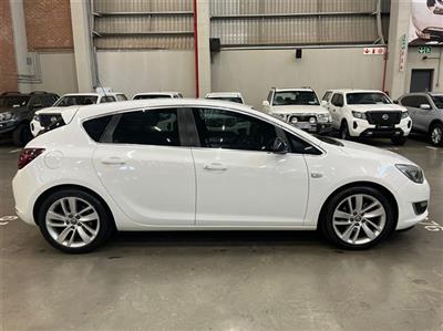 2014 OPEL ASTRA 1.6T SPORT 5Dr