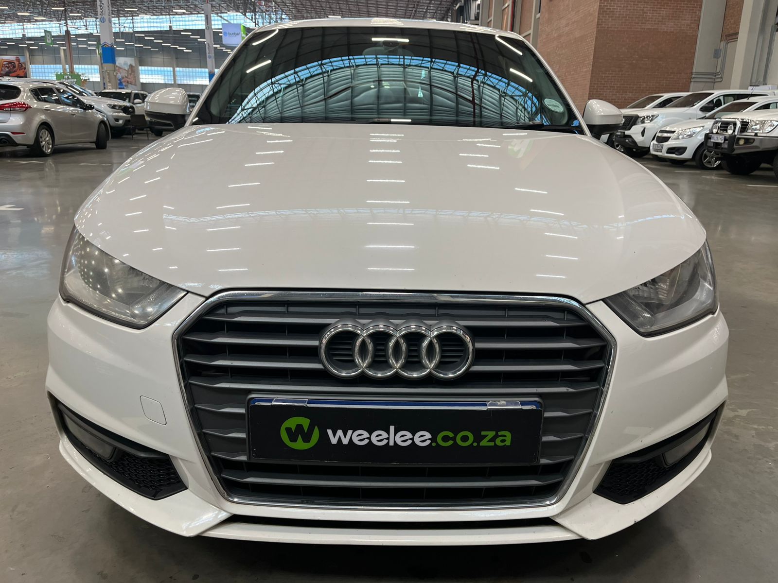 AUDI A1 A1 1.0T FSi S STRONIC 3Dr (25 TFSi)