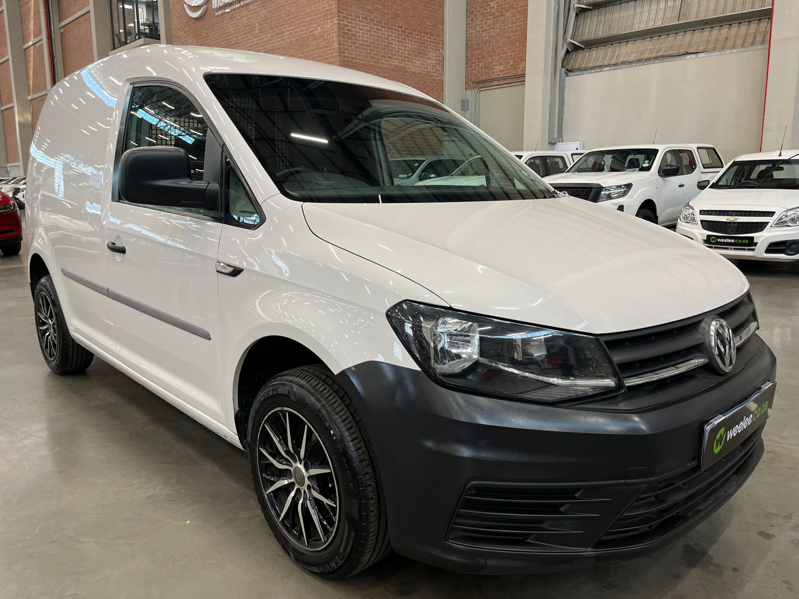 VOLKSWAGEN CADDY CADDY4 1.6i (81KW) F/C P/V