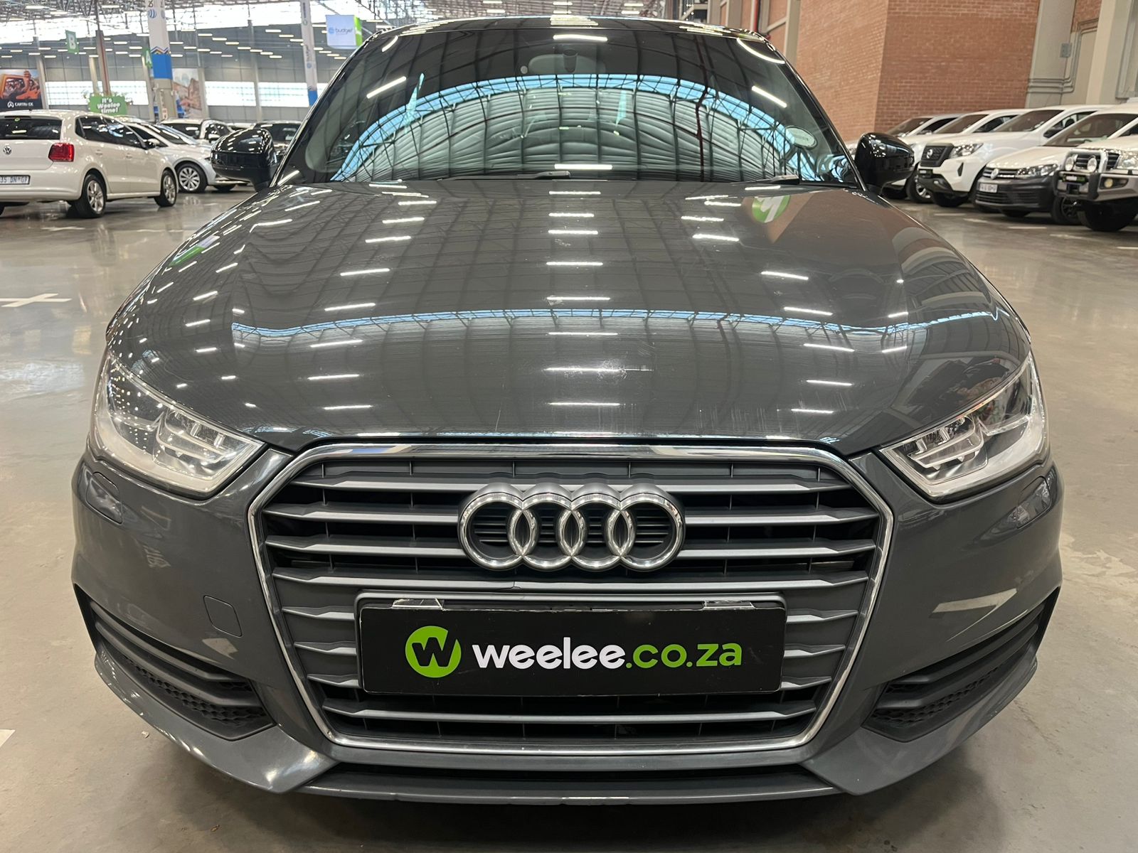 AUDI A1 A1 SPORTBACK 1.0T FSi S STRONIC (25 TFSi)