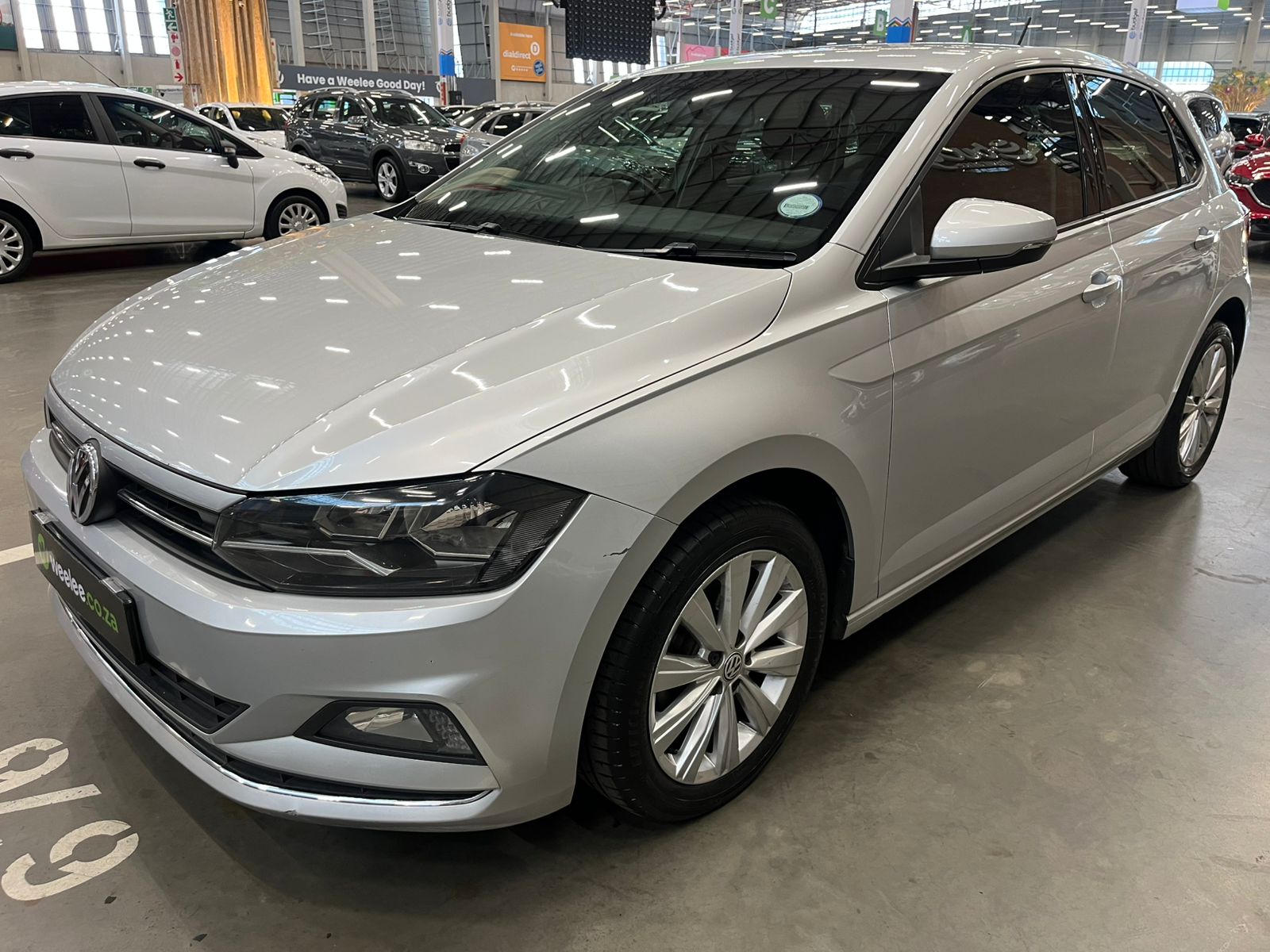 VOLKSWAGEN POLO POLO 1.0 TSI HIGHLINE DSG (85KW)