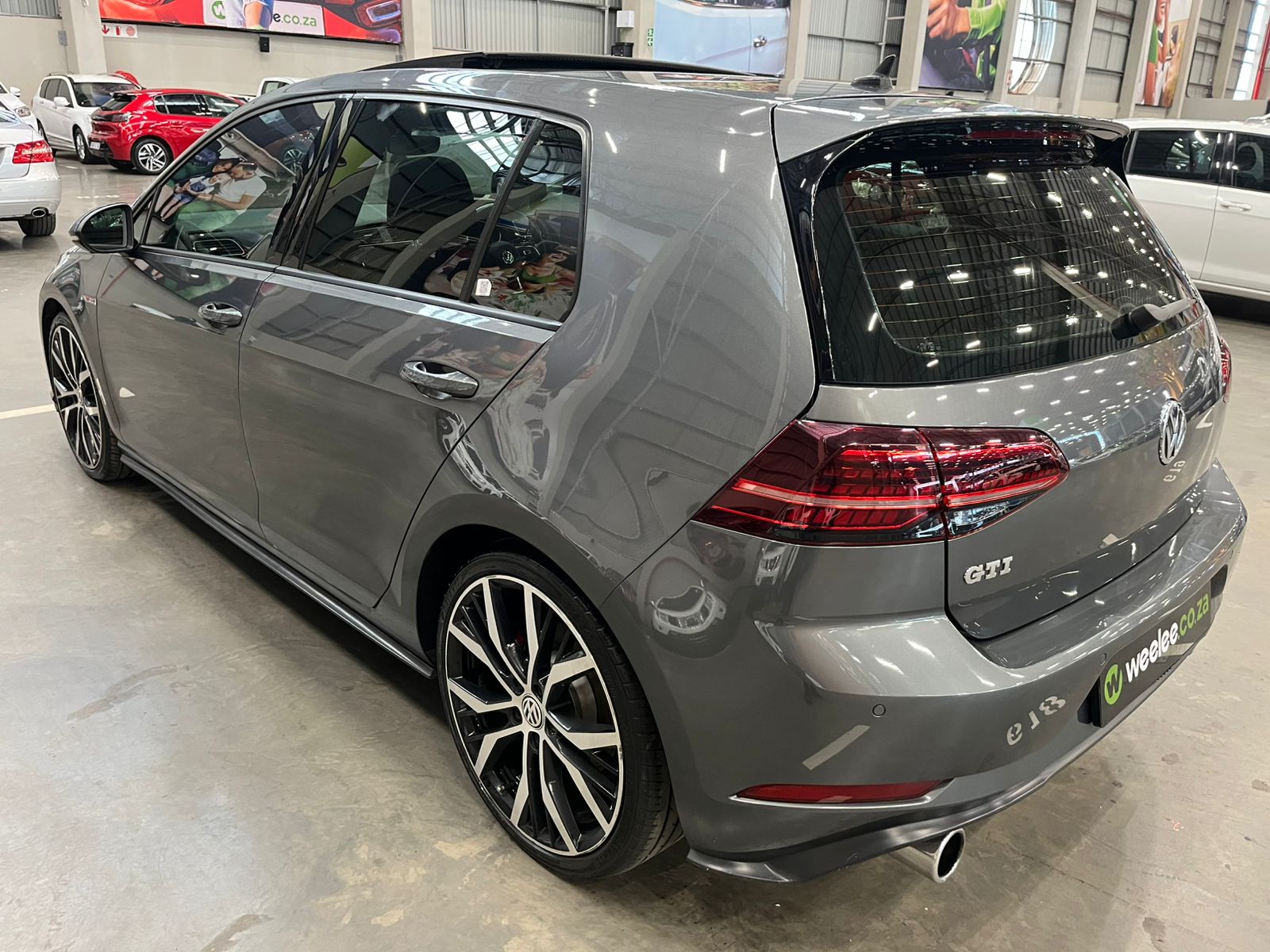VOLKSWAGEN GOLF 7 GOLF VII GTi 2.0 TSI DSG