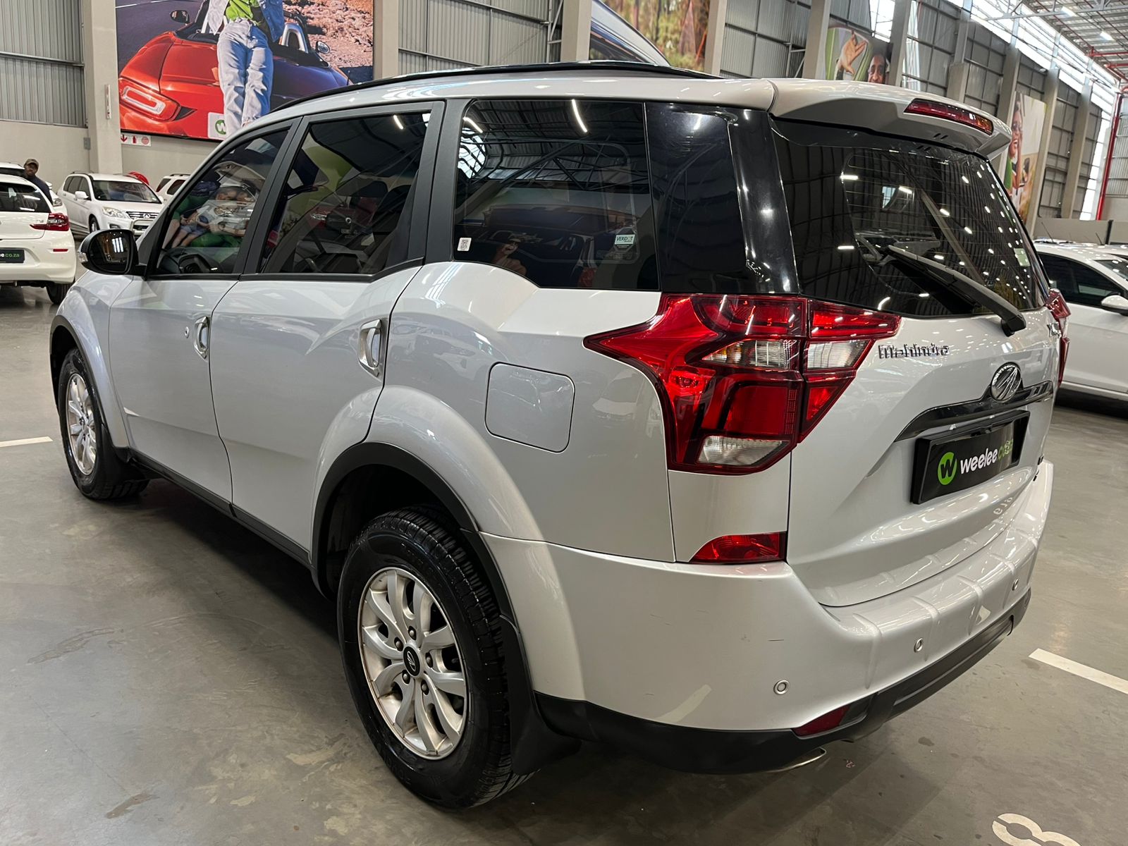 MAHINDRA XUV XUV 500 2.2D MHAWK A/T (W6) 7 SEAT