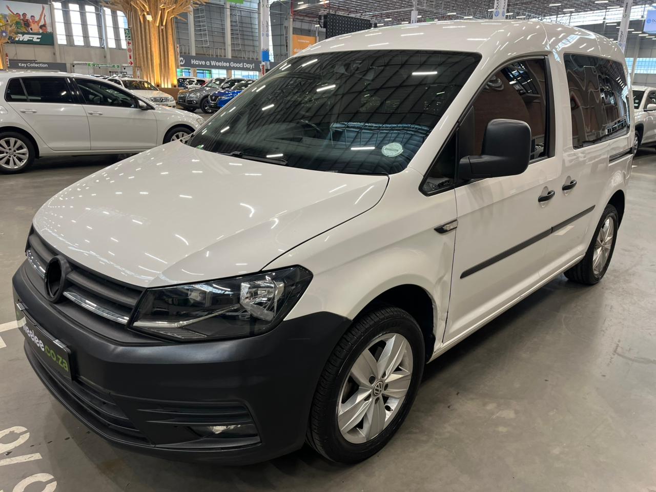 VOLKSWAGEN CADDY CADDY4 CREWBUS 2.0 TDi