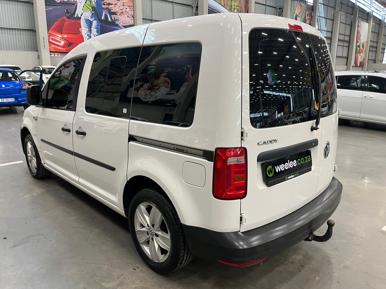 VOLKSWAGEN CADDY CADDY4 CREWBUS 2.0 TDi