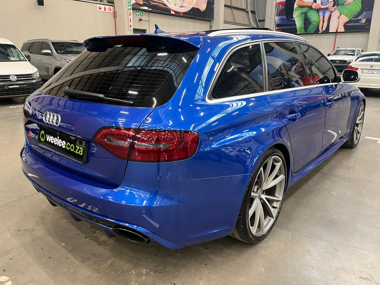 AUDI S4 RS 4 AVANT QUATT STRONIC