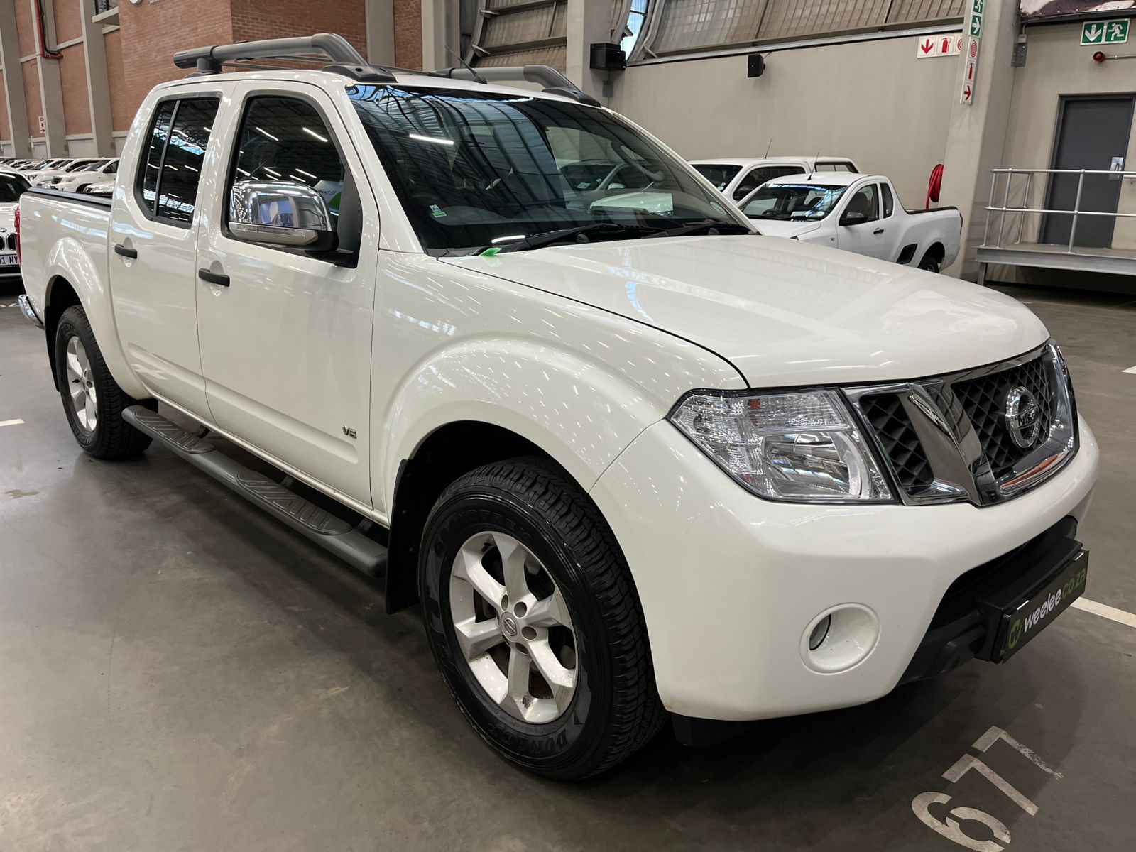 NISSAN NAVARA NAVARA 3.0 dCi  LE A/T 4X4 P/U D/C