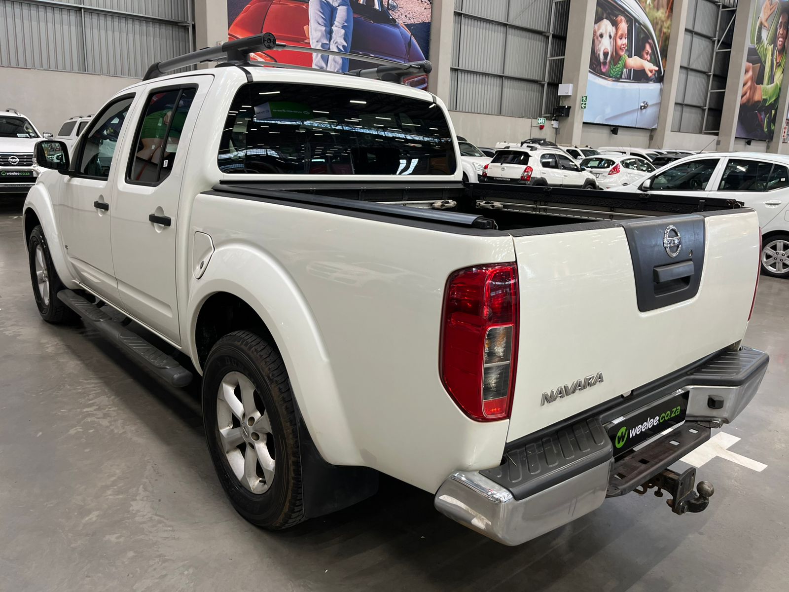 NISSAN NAVARA NAVARA 3.0 dCi  LE A/T 4X4 P/U D/C