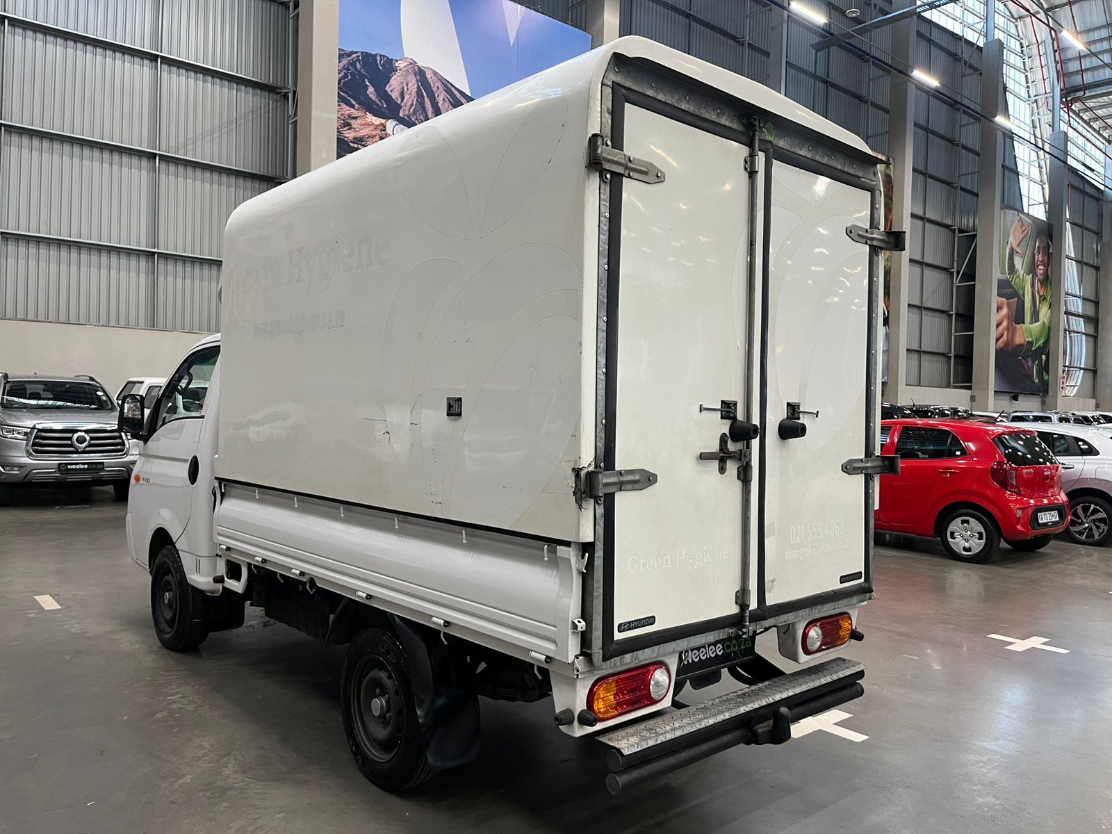 HYUNDAI H100 / BAKKIE H100 2.6D F/C D/S