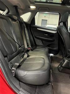 2015 BMW 220i ACTIVE TOURER A/T