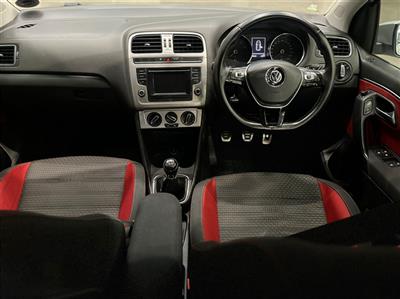 2015 VOLKSWAGEN POLO CROSS 1.2 TSI