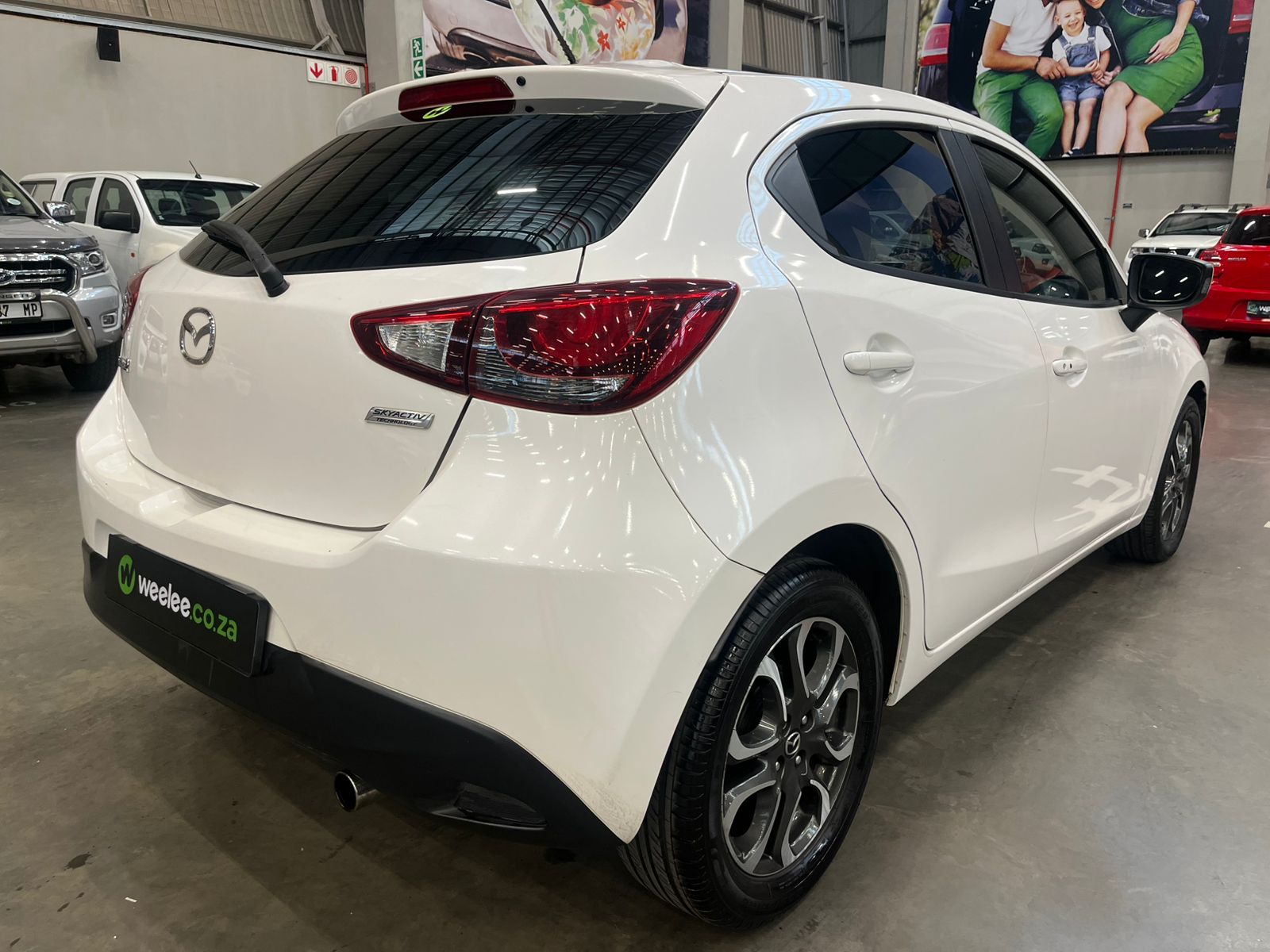 MAZDA MAZDA 2 MAZDA2 1.5 INDIVIDUAL 5Dr