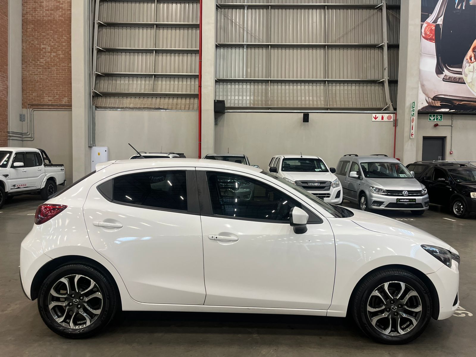 MAZDA MAZDA 2 MAZDA2 1.5 INDIVIDUAL 5Dr