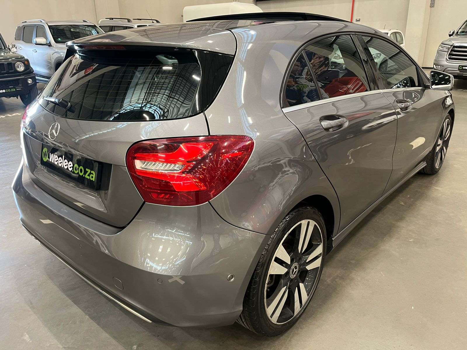 MERCEDES-BENZ A CLASS A 220d URBAN A/T
