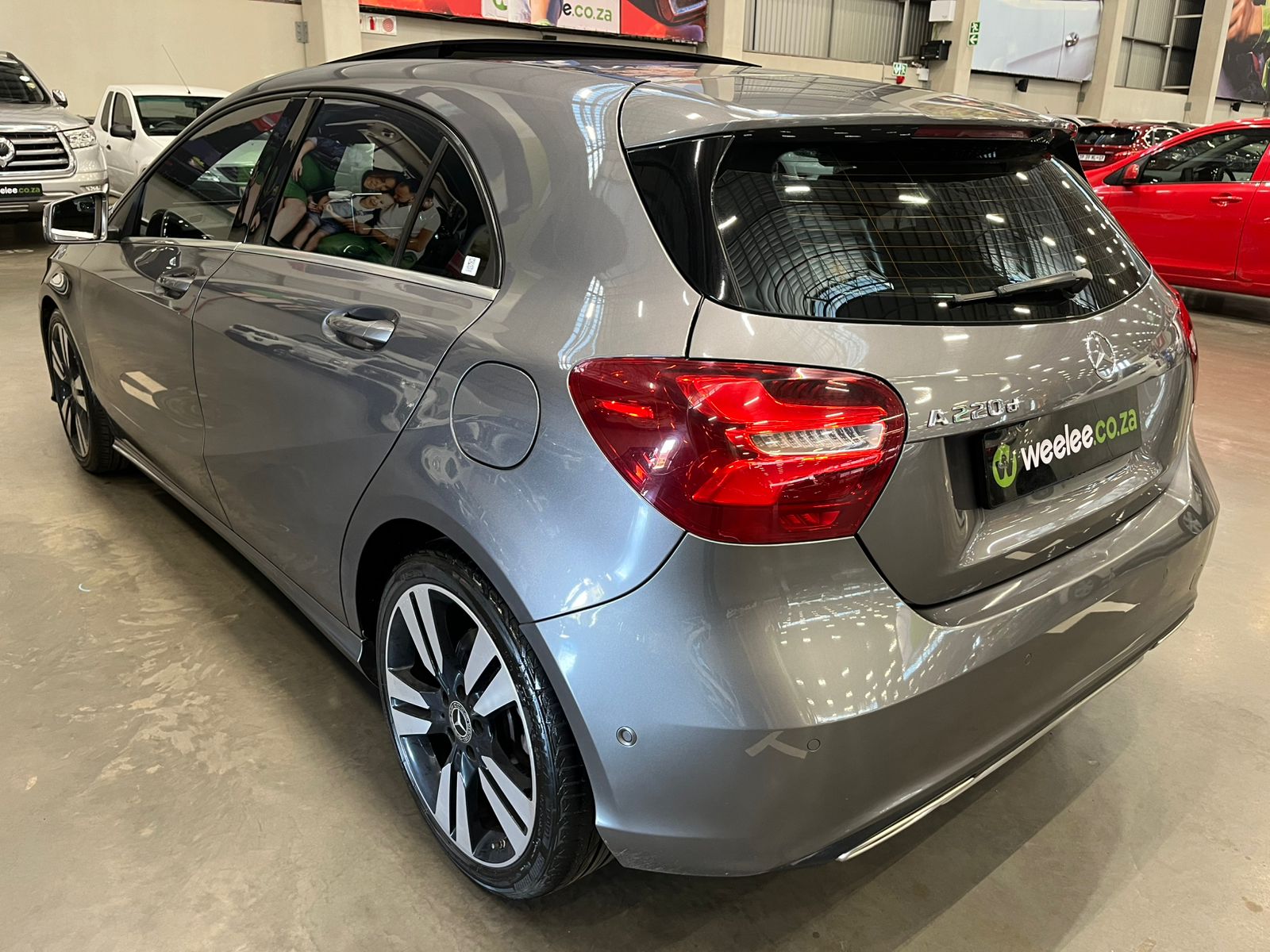 MERCEDES-BENZ A CLASS A 220d URBAN A/T