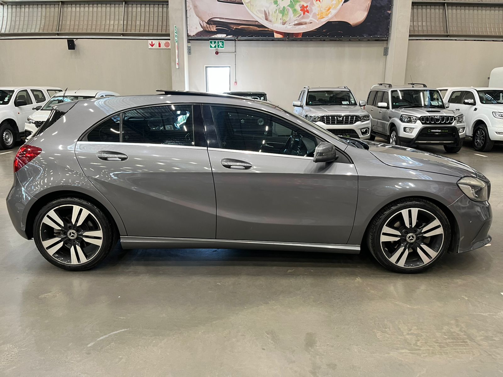 MERCEDES-BENZ A CLASS A 220d URBAN A/T