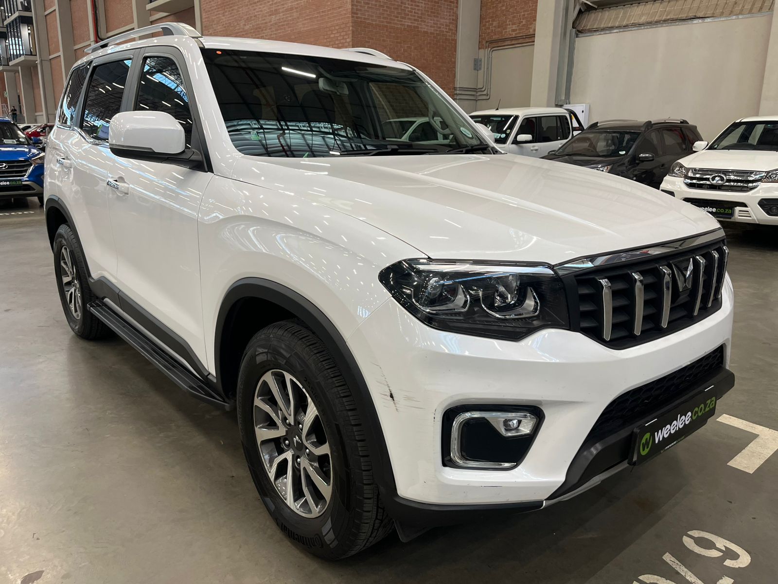 MAHINDRA SCORPIO-N SCORPIO-N 2.2D 4X4 A/T (Z8