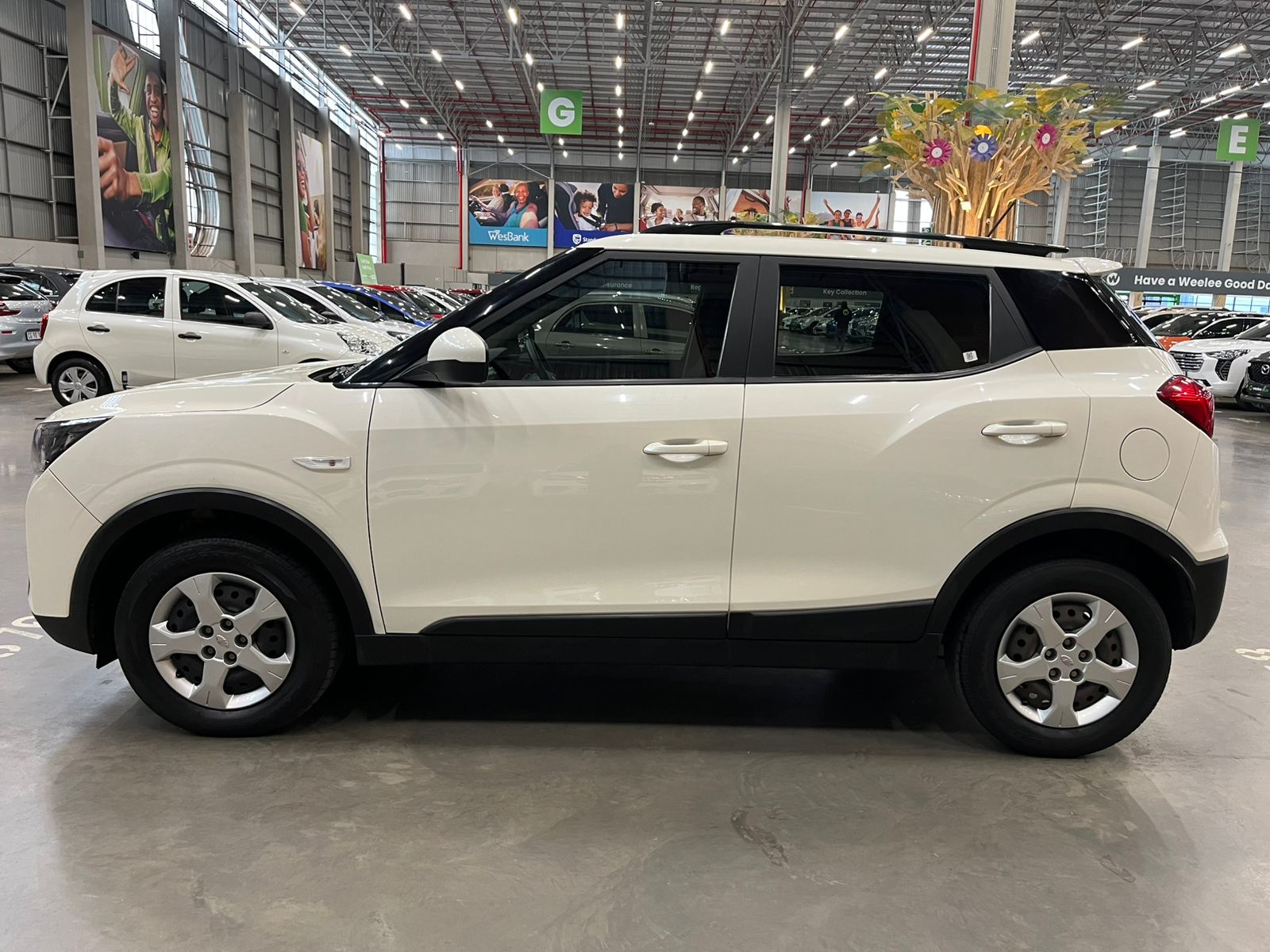 MAHINDRA XUV300 XUV300 1.5D (W6)