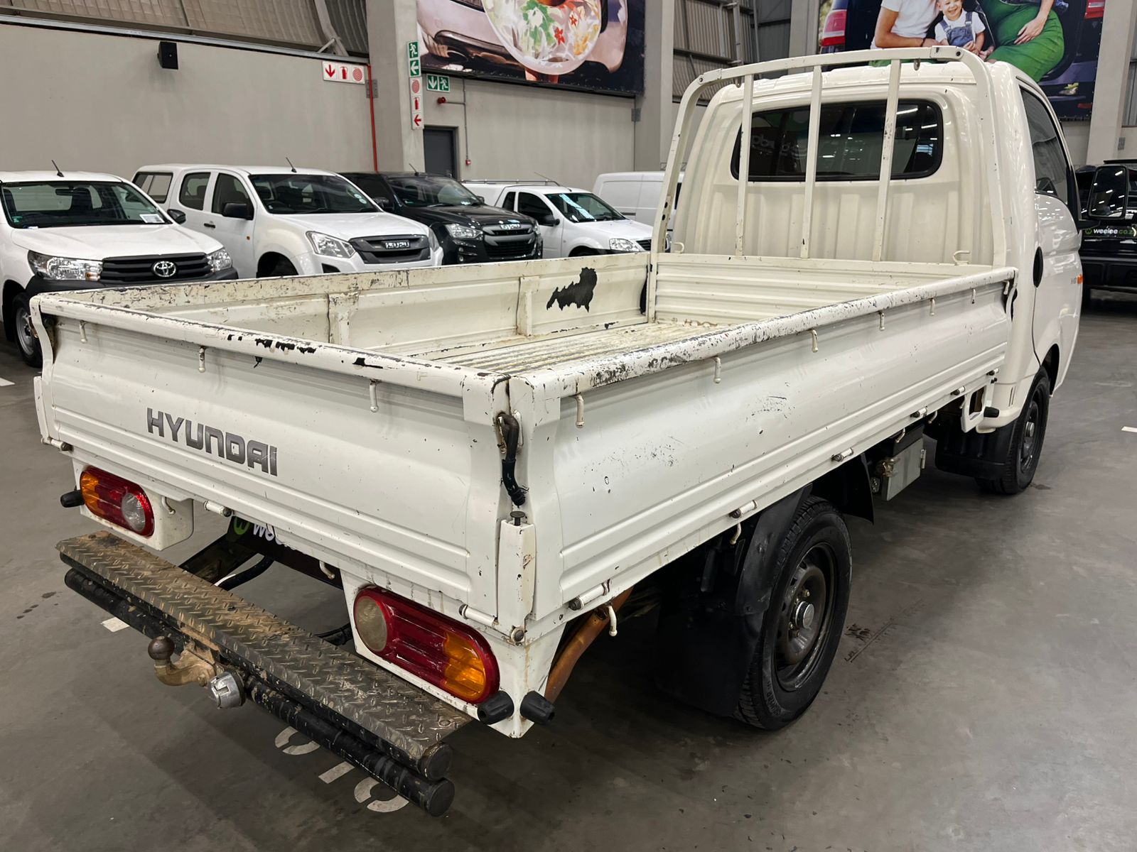 HYUNDAI H100 / BAKKIE H100 2.6D A/C F/C D/S