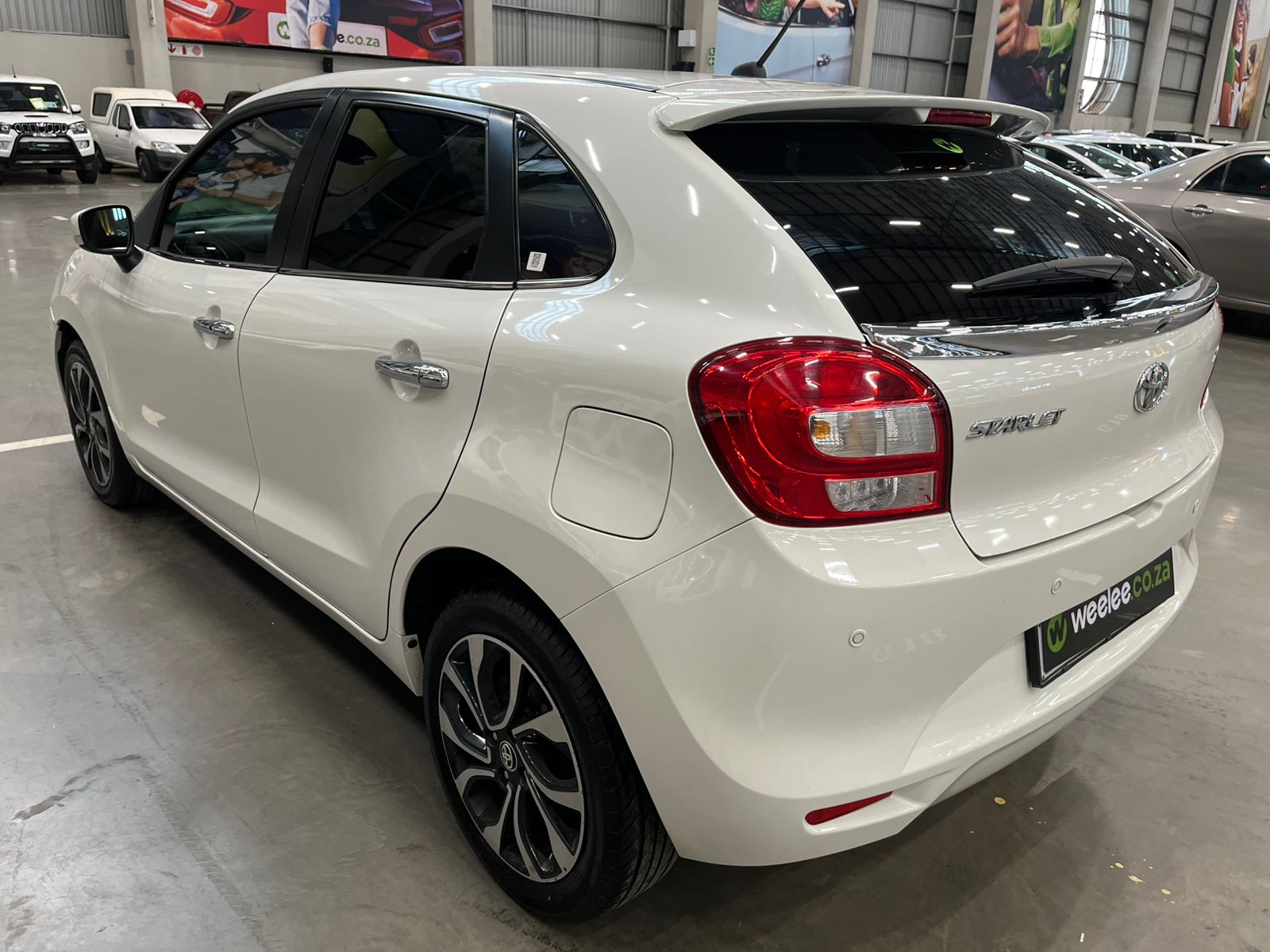 TOYOTA STARLET STARLET 1.4 XR A/T