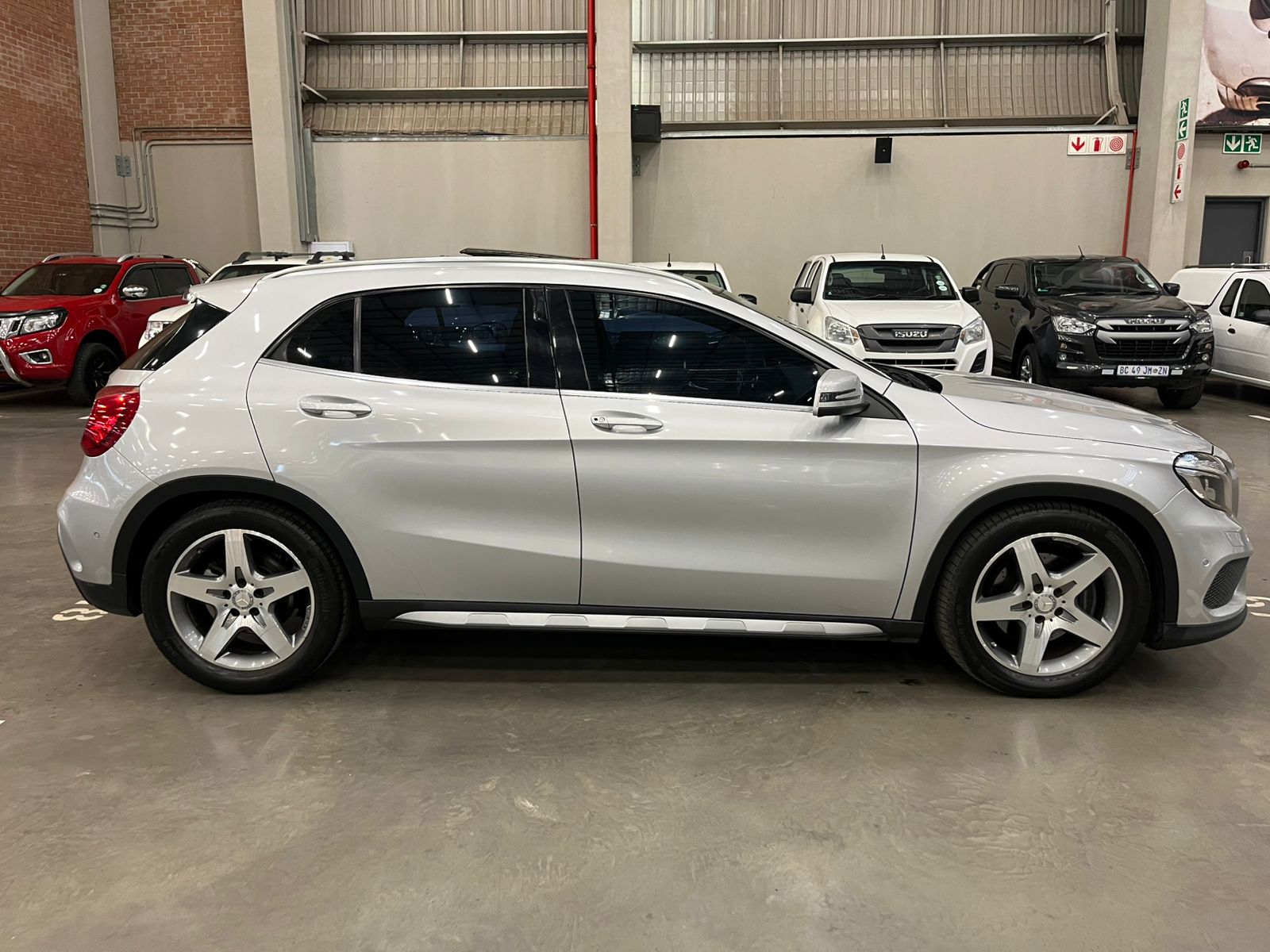 MERCEDES-BENZ GLA GLA 220 CDI A/T 4MATIC